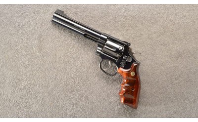 Smith & Wesson ~ 16-4 ~ 32 Magnum