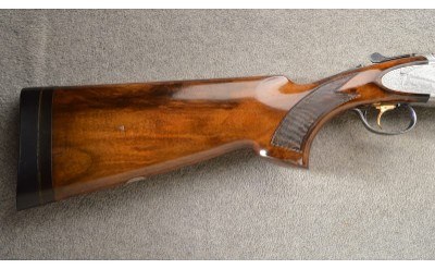 Beretta ~ Model S687 ~ EELL ~ Diamond Pigeon ~ Engraved Bottega C. Giovanelli ~ 12 Gauge ~ 2011 Production