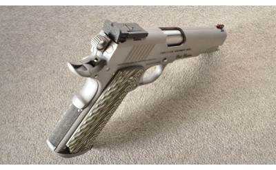 Colt ~ Series 70 ~ Custom Competition Limited ~ .45 Auto ~ NIB - Image 4 of 5