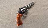 Smith ~ Wesson ~ 19-3 ~ .357 - 1 of 3