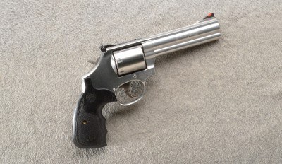 Smith & Wesson ~ 686-6 ~ .357 Mag ~ 7 Rounds