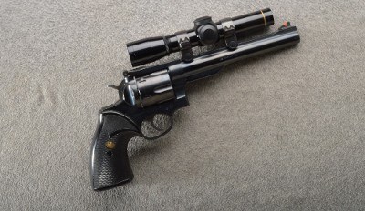 Ruger ~ Redhawk ~ .44 Magnum ~ Leupold M8 2X Scope