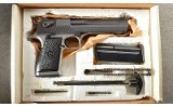 Magnum Research/ I.M.I Israel ~ Desert Eagle ~ .44 Magnum - 6 of 8