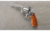 Smith & Wesson ~ 66-2 ~ .357 Mag ~ 4" Barrel - 2 of 5