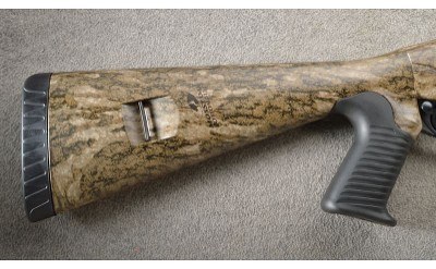 Benelli ~ Super Black Eagle 3 ~ Mossy Oak Bottomland ~ 12 Gauge - Image 2 of 13