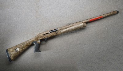 Benelli ~ Super Black Eagle 3 ~ Mossy Oak Bottomland ~ 12 Gauge - Image 1 of 13