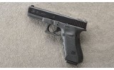 Glock ~ Mod 22 ~ .40 S&W ~ 4.5" Barrel - 2 of 2