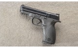 Smith & Wesson ~ M&P 40 ~ .40 S&W ~ 4" Barrel - 2 of 3