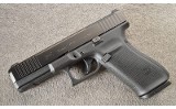 Glock ~ 21 Gen 5 ~ .45 Auto - 2 of 4