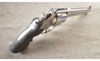Smith & Wesson ~ NRA ~ 629-8 ~ Classic ~ .44 Magnum - Image 4 of 6