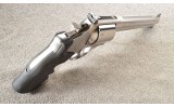 Smith & Wesson ~ Unfluted Cylinder ~ 657-5 ~ 41 Remington Magnum - 4 of 6
