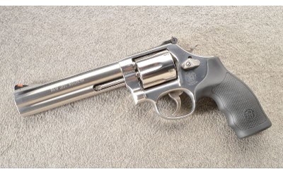 Smith & Wesson ~ The USA Series ~ 686-6 ~ 357 Magnum - Image 2 of 6