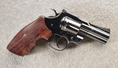 Ruger~P85 MKll~9MM - Image 1 of 6