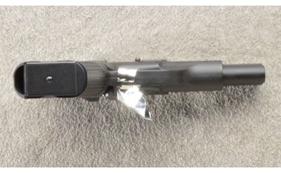 SAR ARMS ~ SARB6P ~ 9mm ~ 4.25" Barrel - Image 4 of 5