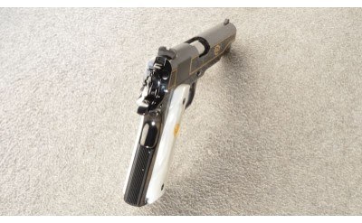 Colt ~ 1911 ~ Government ~ Series 70 ~ 38 Super - Image 4 of 6