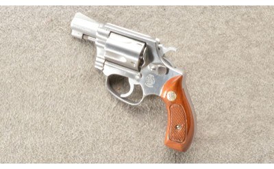 Smith & Wesson ~ Model 60 ~ Stainless ~ .38 S&W Special - Image 2 of 10