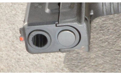 Springfield ~ XD-40 ~ .40 S&W ~ Sub Compact ~ 3.5" Barrel - Image 3 of 7