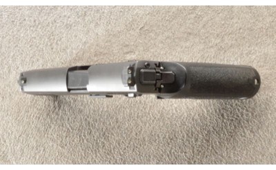 Sig Sauer ~ P320 ~ 9mm Luger ~ 4.5" Barrel - Image 4 of 5
