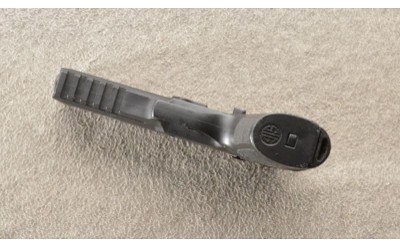 Sig Sauer ~ P320 ~ 9mm Luger ~ 4.5" Barrel - Image 3 of 5