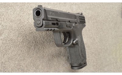 Smith & Wesson ~ M&P40 M2.0 ~ .40 S&W ~ 4" Barrel - Image 5 of 6