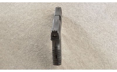 Springfield ~ XDM-9 ~ 9mm ~ 3.8" Barrel - Image 4 of 6