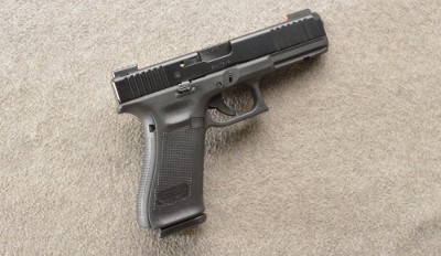 Glock ~ 17 Gen 5 ~ 9mm Luger ~ 4.5" Barrel - Image 1 of 6