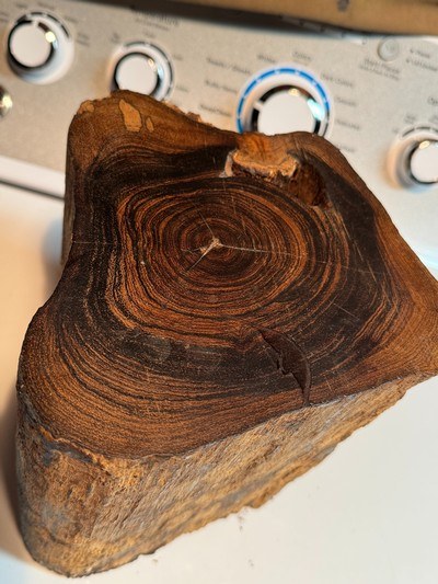 Antique Brazilian Rosewood stump licensed dug stump Rosewood knife slabs Rosewood pistol grips - Image 9 of 9