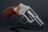 Smith & Wesson 640 Engraved Revolver 357MAG Mahogany Presentation Case Included
- 6 of 7