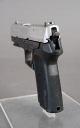 Sig Sauer SP2022 Two-Tone 9MM - 4 of 6