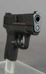Smith & Wesson M&P Shiled 9MM 3.1