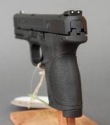 Smith & Wesson M&P45 Compact No Thumb Safety 45ACP - 3 of 4