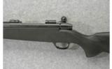 Weatherby Mark V .375 H&H Magnum Blk/Syn - 4 of 7
