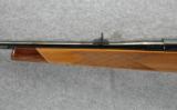 Weatherby Mark V Deluxe .300 Wby. Mag. - 6 of 7