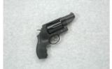 Smith & Wesson Govenor .45LC / .410 GA - 1 of 2