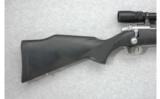 Weatherby Mark V .300 Wby. Mag. SS/Blk/Syn - 5 of 7