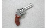 Smith & Wesson Model 686-6, .357 MAG - 1 of 2