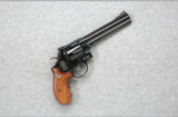 Smith & Wesson Model 29-5 Classic DX .44 Magnum - 1 of 2