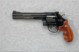 Smith & Wesson Model 29-5 Classic DX .44 Magnum - 2 of 2
