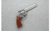 Smith & Wesson S/S Model 686-1 .357 Magnum - 1 of 2