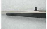 Weatherby Model Mark V .300 Wby. Mag. SS/Blk/Syn - 6 of 7