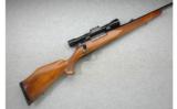 Weatherby Model Mark V .300 Wby. Mag. - 1 of 7