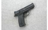 Smith & Wesson Model M&P .40 S&W - 1 of 2