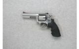 Smith & Wesson Model 686-6 SS .357 Magnum - 2 of 2