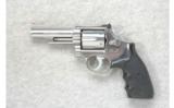 Smith
and Wesson Model 66, .357 Magnum - 2 of 2