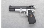 Browning Model Hi-Power .40 S&W - 2 of 2