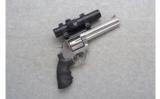 Smith & Wesson Model 686-6 .357 Magnum - 1 of 2