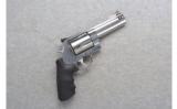 Smith & Wesson Model 460V .460 S&W Magnum - 1 of 2