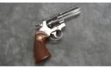 Colt ~ Python ~ .357 Magnum ~ 4 inch bbl - 1 of 7