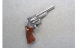 Smith & Wesson ~ 629-1 ~ .44 Magnum - 1 of 2