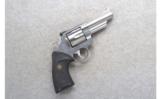Smith & Wesson ~ 629-1 ~ .44 Magnum - 1 of 2